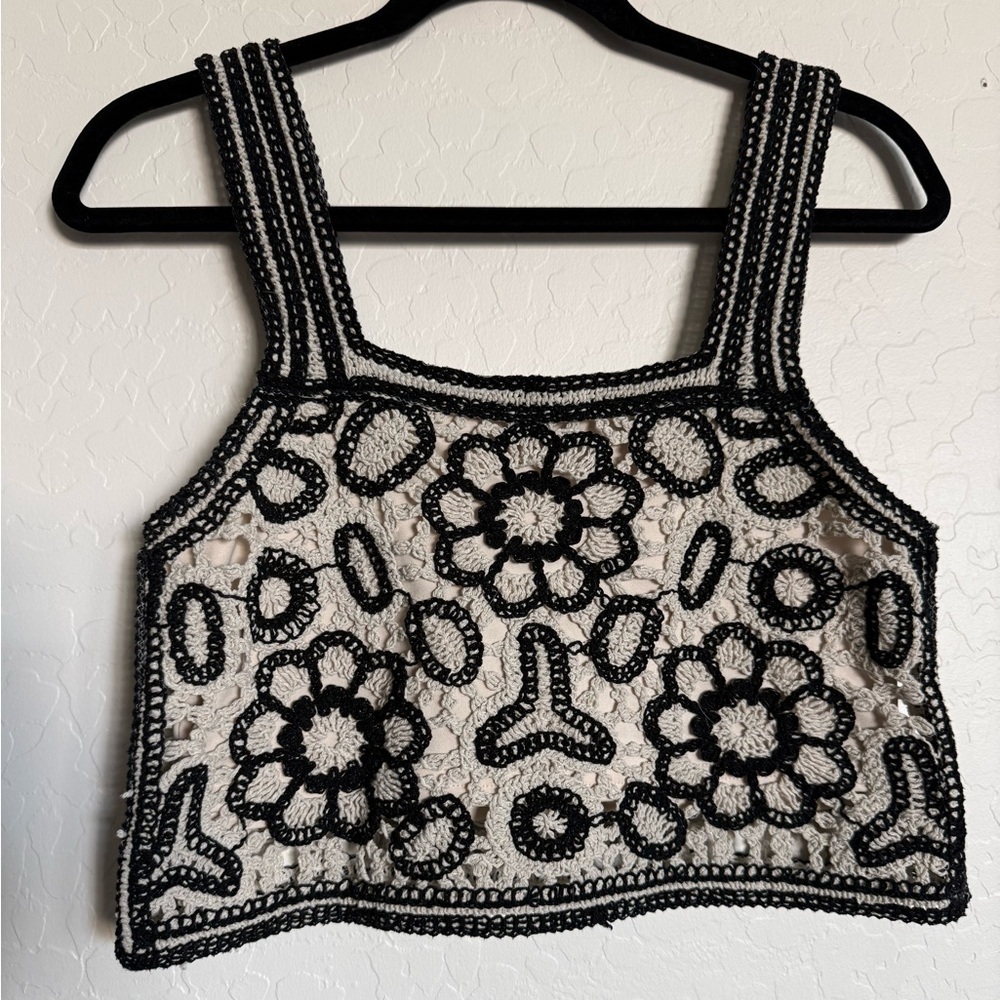 REBELLION AGAIN Black and Cream Crochet Crop Top - Small